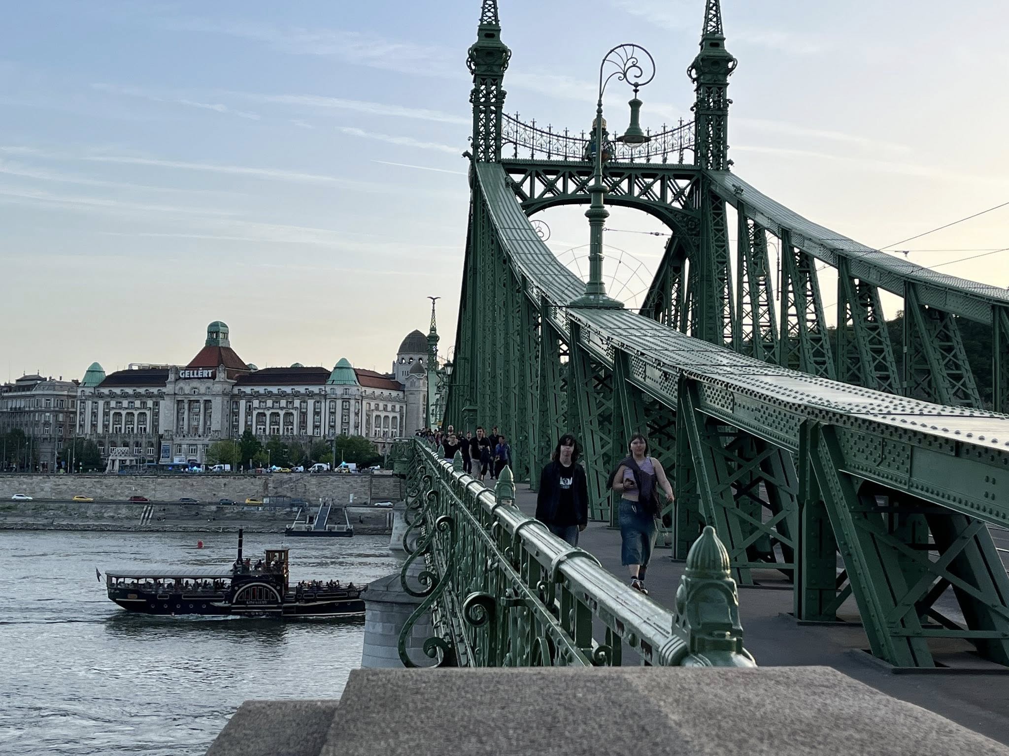 Rendőrségi vizsgálat indult a Szabadság hídi esettel kapcsolatban