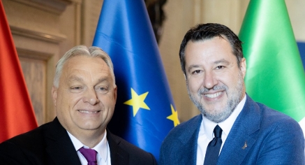 Felmentették Matteo Salvinit a migrációs perben