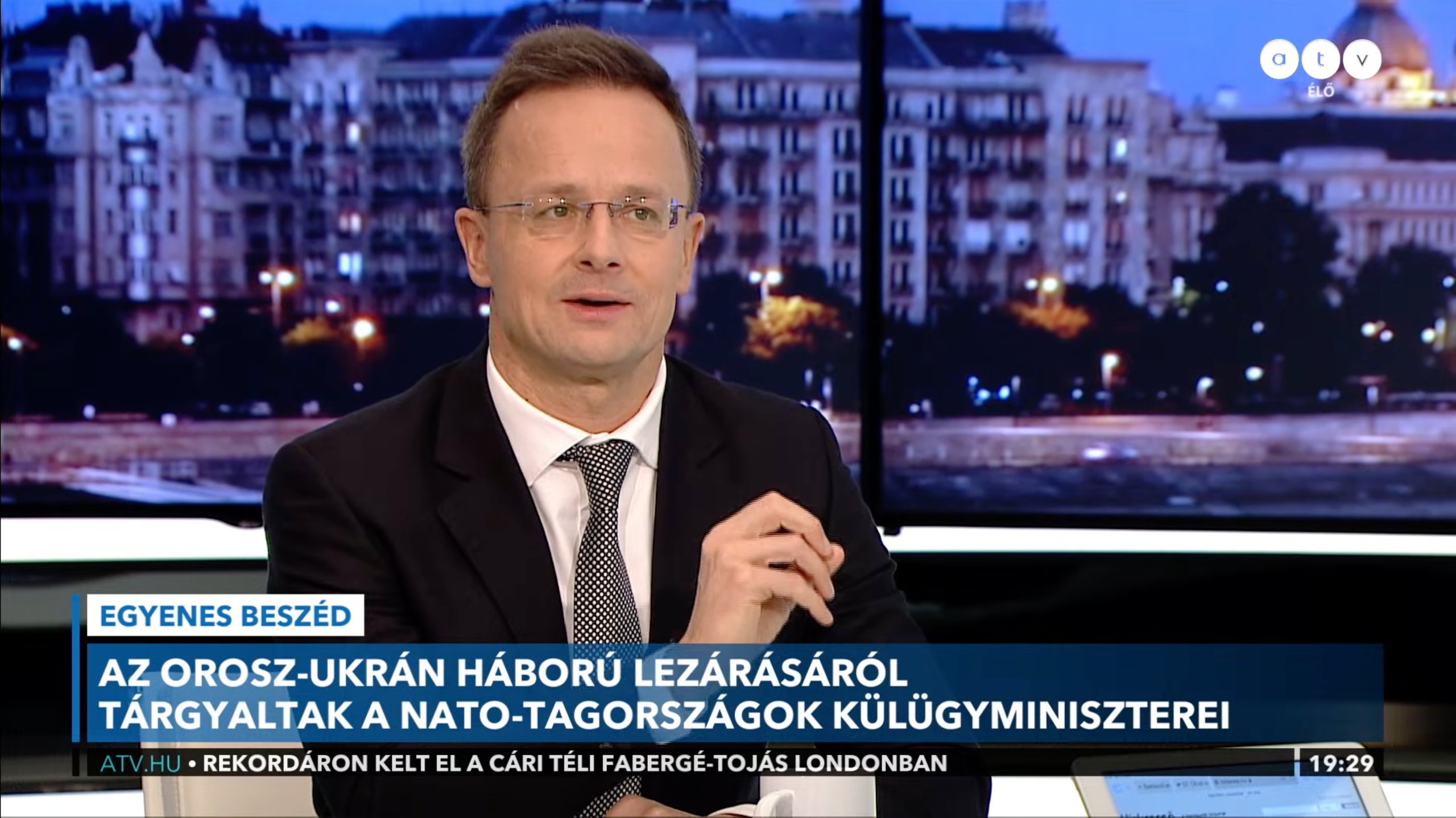Szijjártó Péter: Magyarország szembemegy az európai mainstreammel a háború és szankciók ügyében