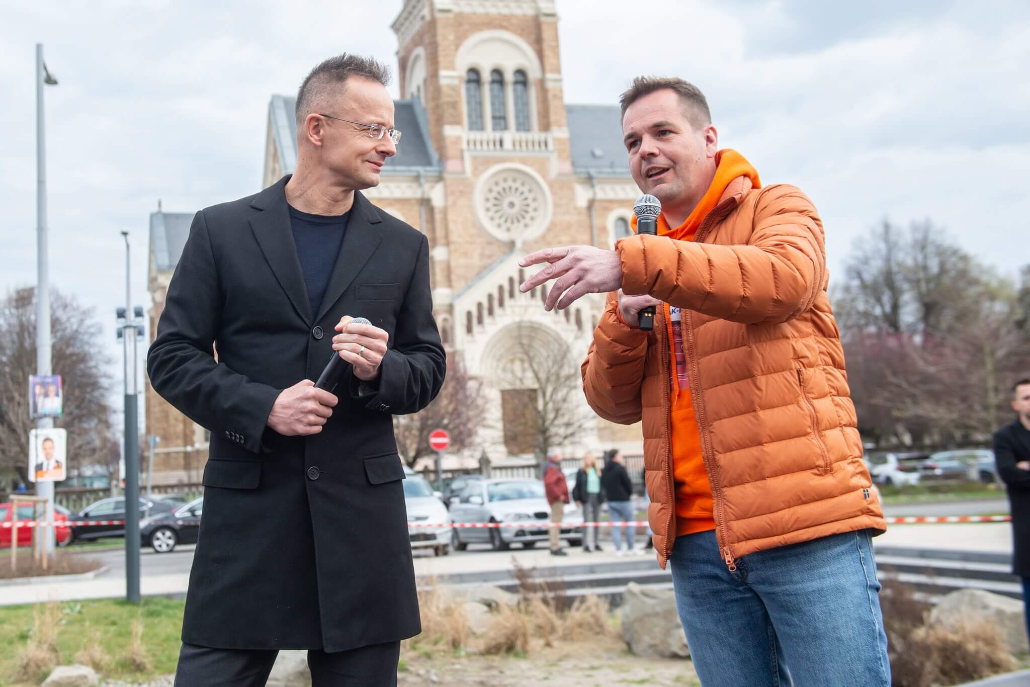 Szijjártó Péter kampányfórumot tartott Rákospalotán a választási hajrában