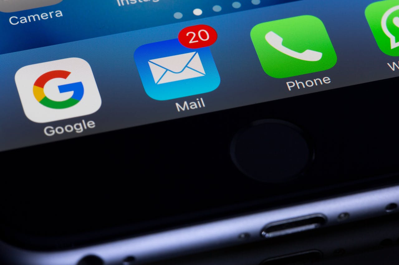 SMS-alapú adathalászattal szerzik meg a Gmail-fiókok hozzáférési adatait