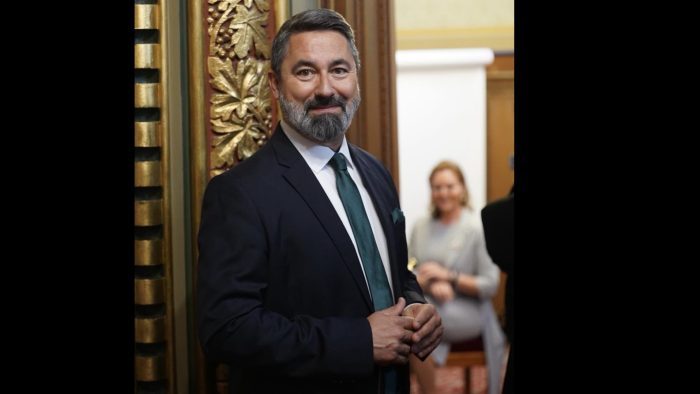 Diplomáciai fellépést sürget a Fidesz, miután Hidvéghi Balázs is felkerült a szélsőséges ukrán listára