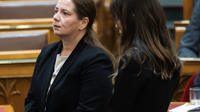 Állandó személyvédelmet kap az NVVH elnöke és helyettese a kormány döntése alapján