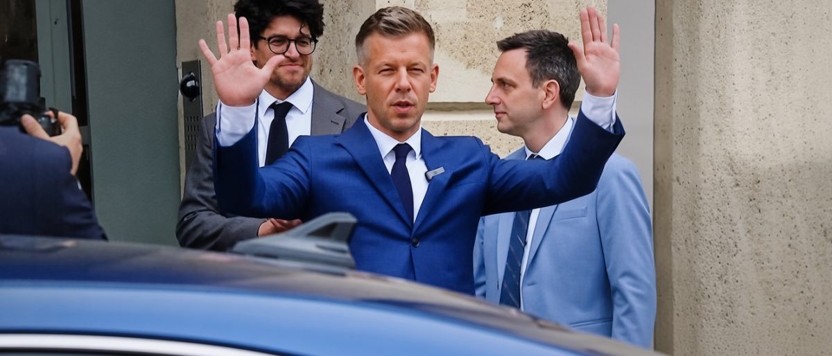 Huszonegy fős stáb gyártja a közösségimédia-tartalmakat a Miniszterelnökségen