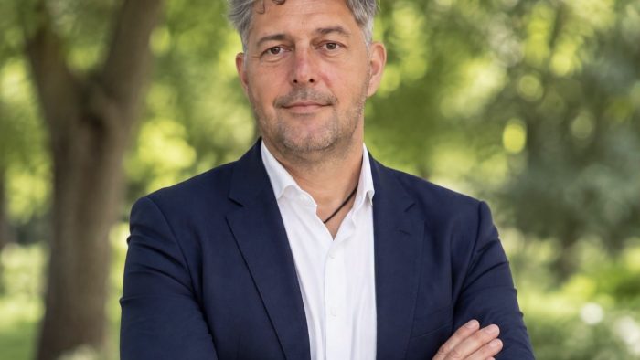 Szentgyörgyvölgyi Péter közös jogi fellépésre hívta a budapesti kerületeket a parkolás központosítása ellen