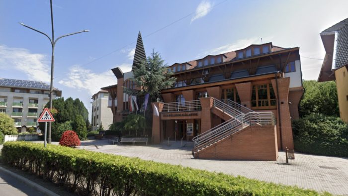 Szerdától kikapcsolja Bonyhád közvilágítását a PS Project Kft., mert felmondta a szerződést