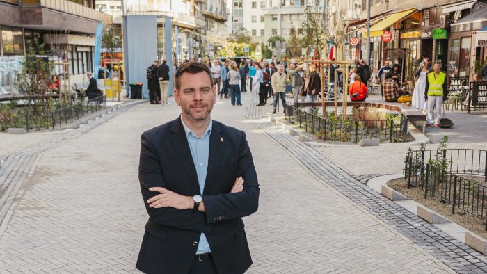 A Közlekedési és Beruházási Minisztérium 589 megyetáblát matricáz át vagy cserél le