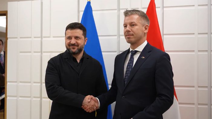 Magyar Péter Brüsszelben négyszemközt tárgyalt Zelenszkijjel a kárpátaljai magyarokról