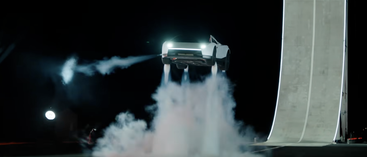 Fejjel lefelé száguldott, majd a levegőbe emelkedett az új Tesla Roadster