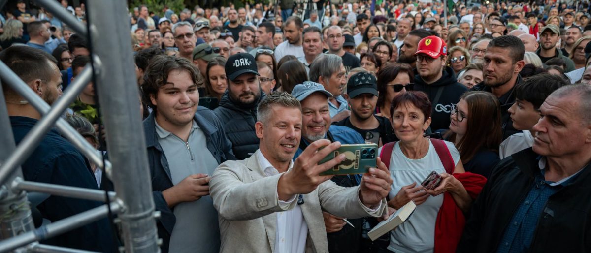 A magyarok 61 százaléka bízik az elszámoltatás sikerében a 21 Kutatóközpont szerint